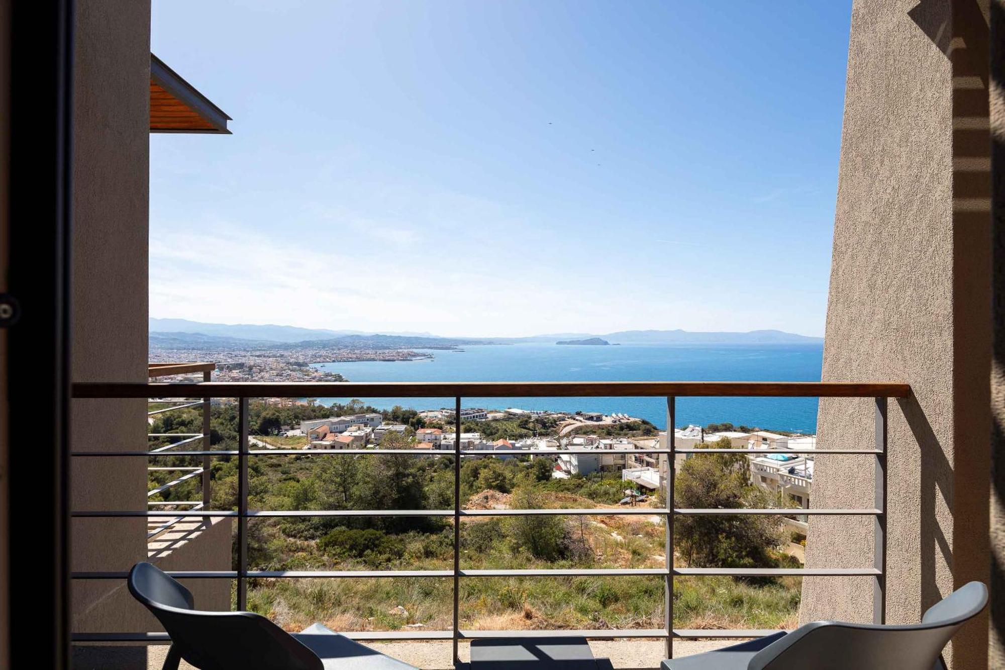 Omnia Luxury Villas - "Heated" Pools & Breathtaking Seaviews! Chania  Exterior photo