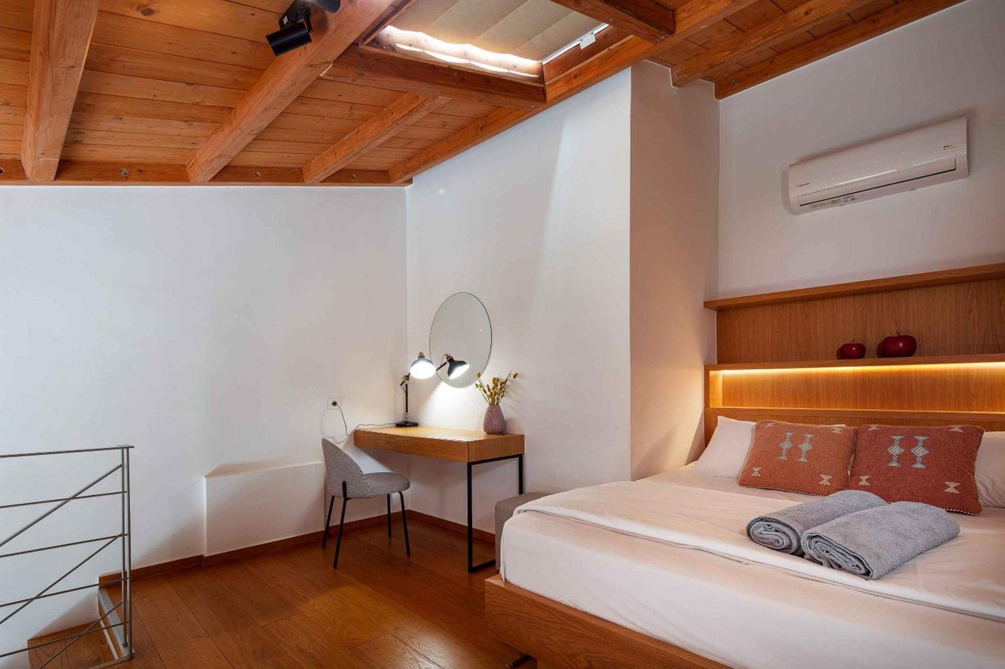 Omnia Luxury Villas - "Heated" Pools & Breathtaking Seaviews! Chania  Exterior photo