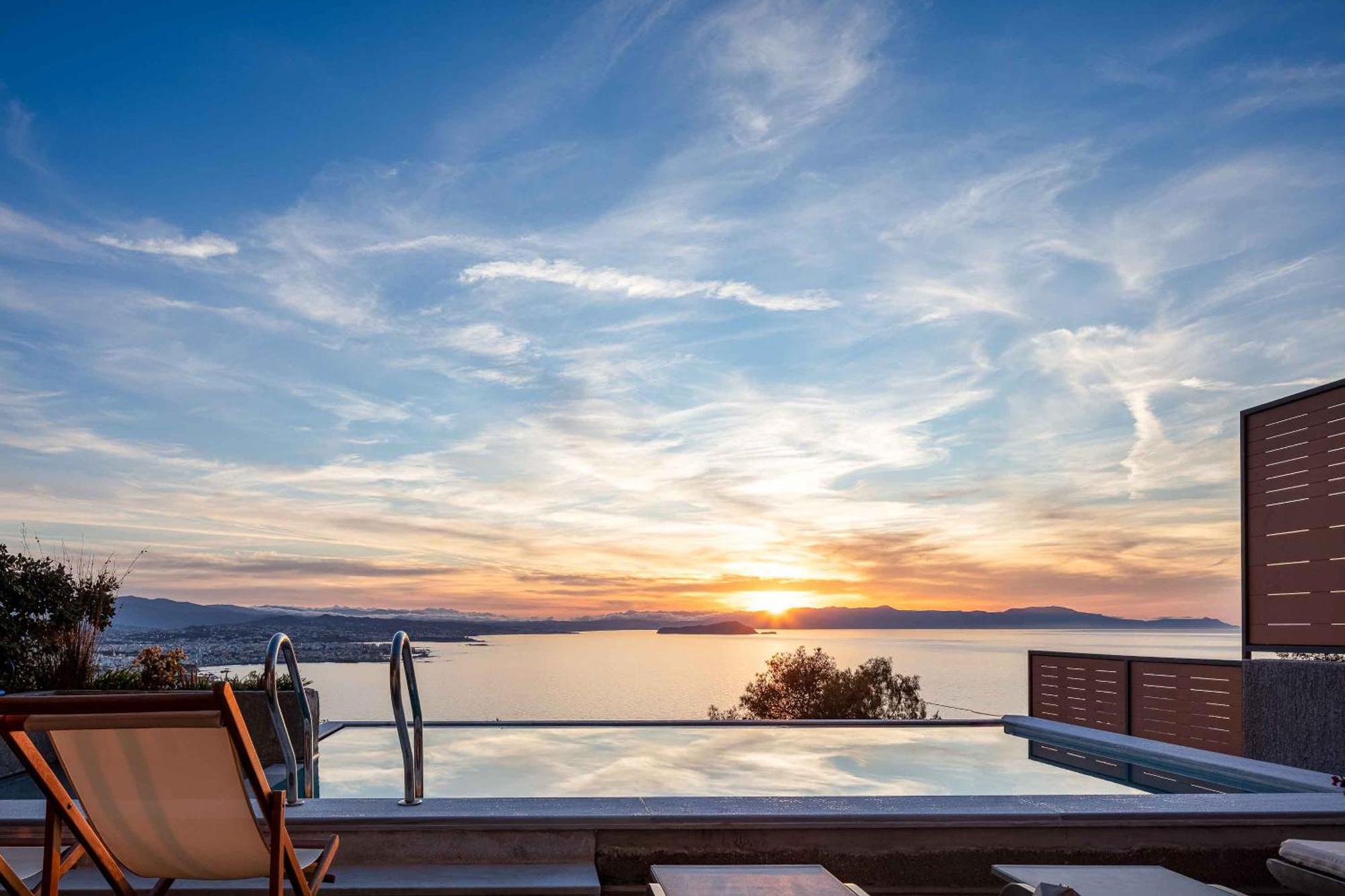 Omnia Luxury Villas - "Heated" Pools & Breathtaking Seaviews! Chania  Exterior photo