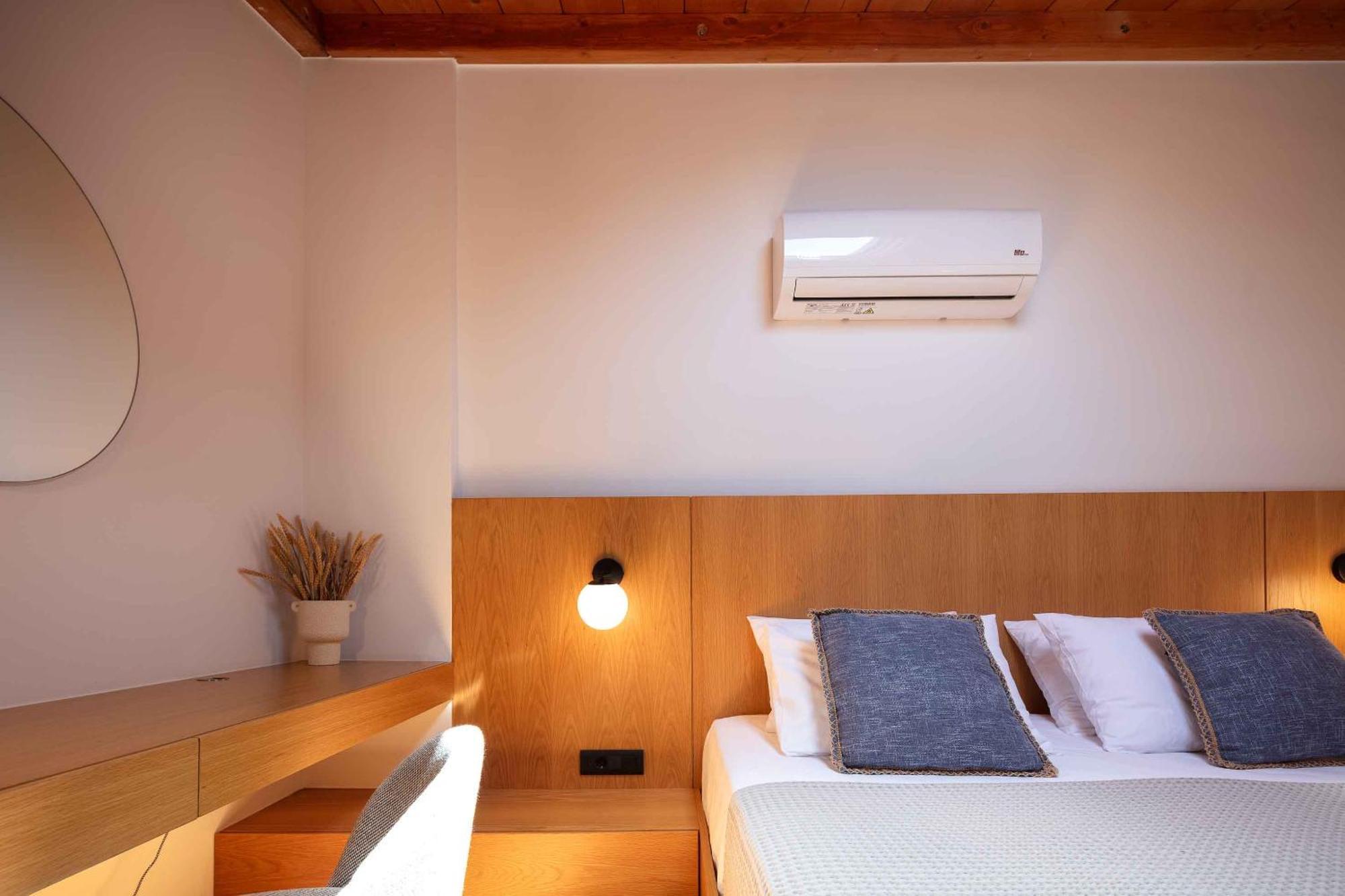 Omnia Luxury Villas - "Heated" Pools & Breathtaking Seaviews! Chania  Exterior photo